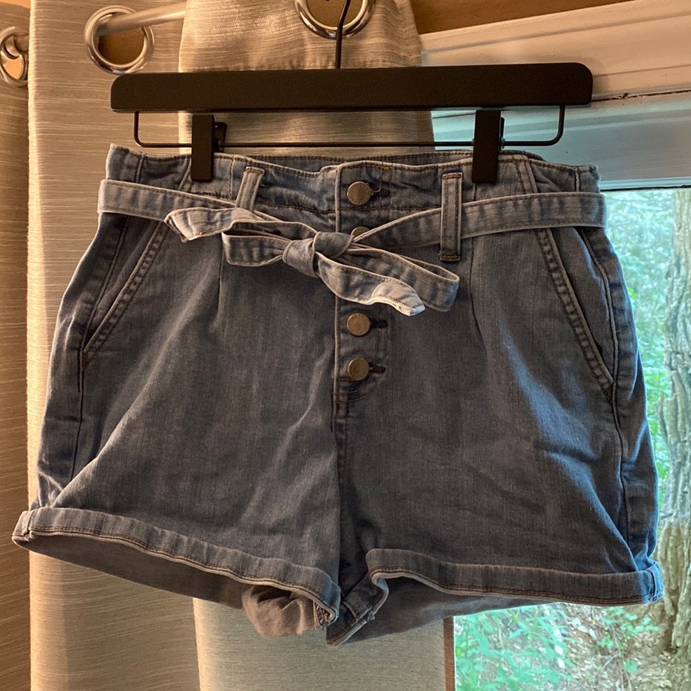 Just USA, High Waisted 5 Button Jean short